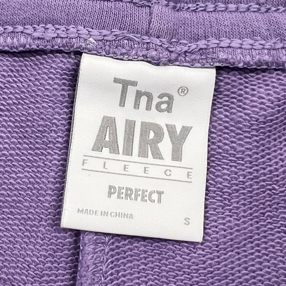 TNA Airy Fleece Shorts in Lavender - Picture 3 of 4